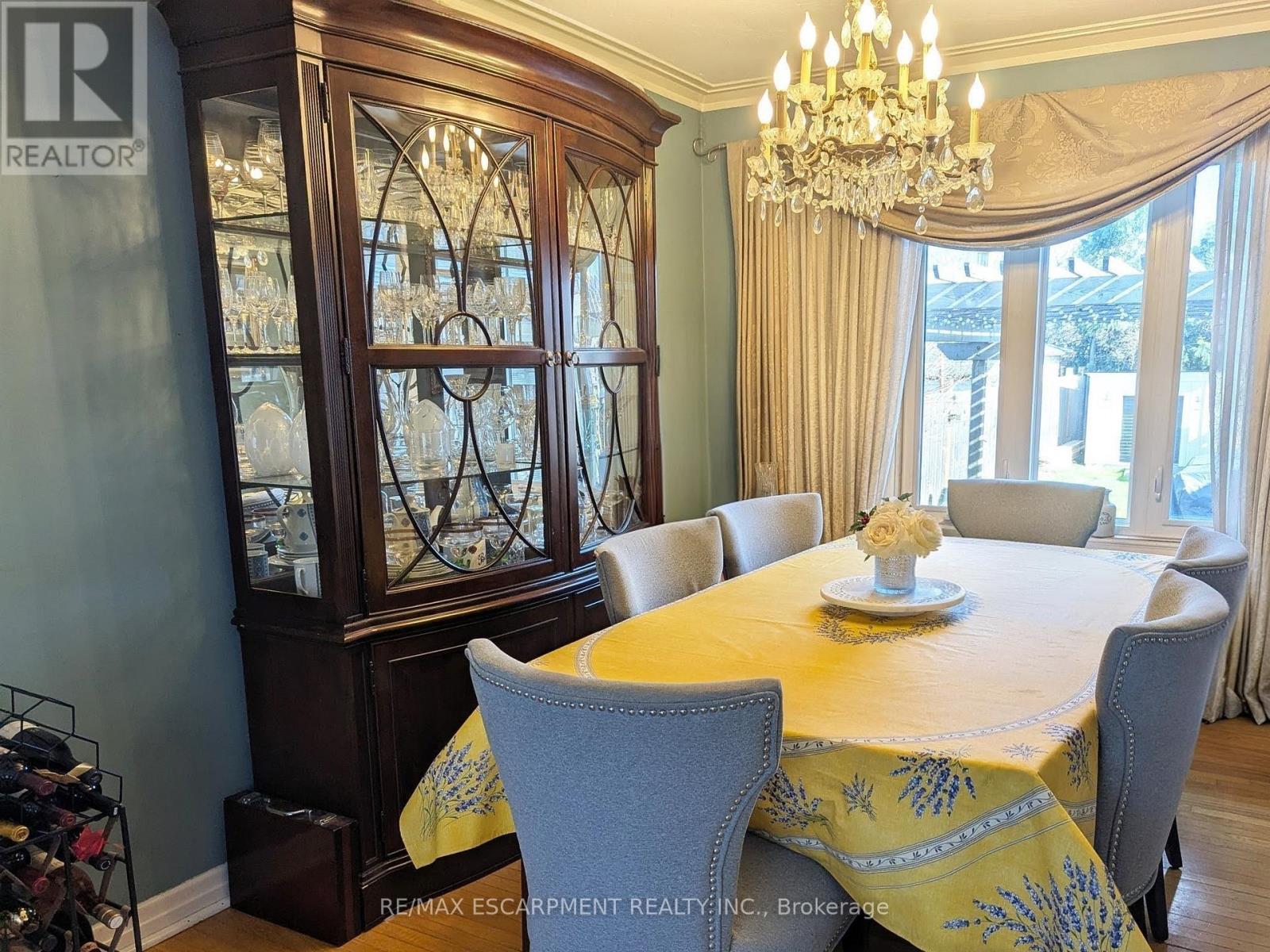 35 Marcia Avenue, Toronto, Ontario  M6B 2Y6 - Photo 8 - W13005130