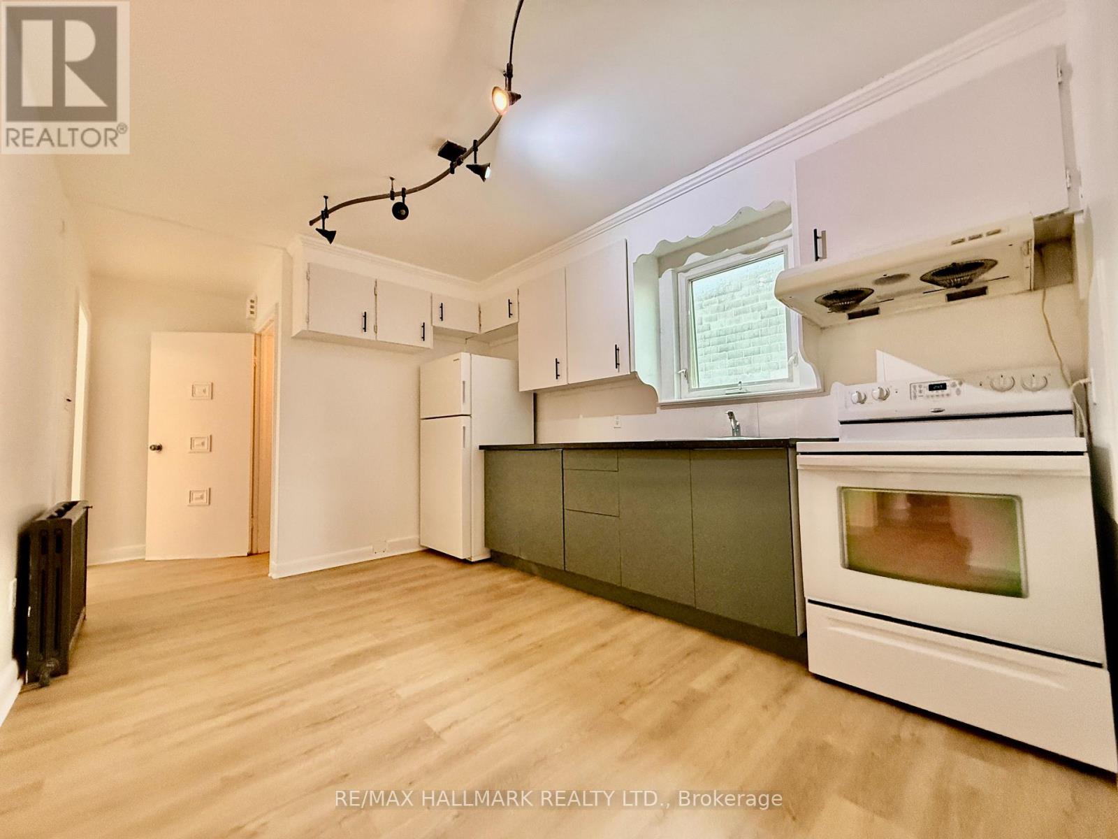 UPPER - 314 BROWNS LINE, Toronto, Ontario