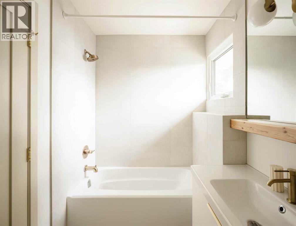 5036 Vanstone Crescent Nw, Calgary, Alberta  T3A 0V9 - Photo 32 - A2300377