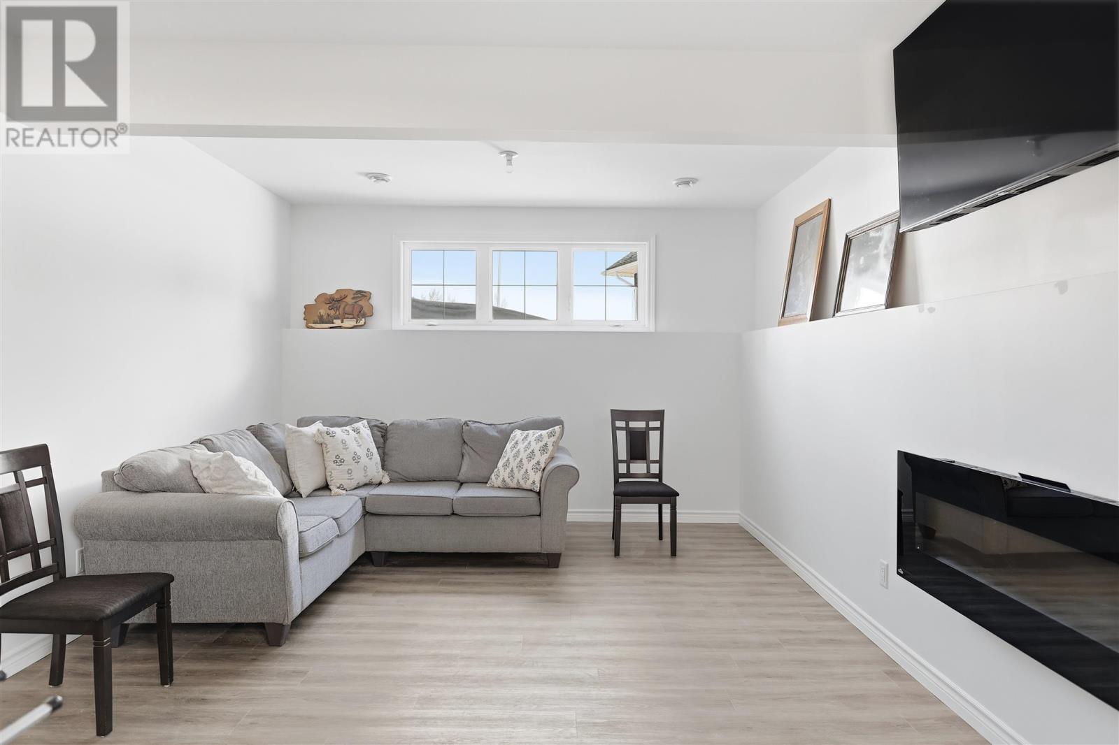 39 Saddle Cres, Sault Ste. Marie, Ontario  P6B 0A5 - Photo 22 - SM260671