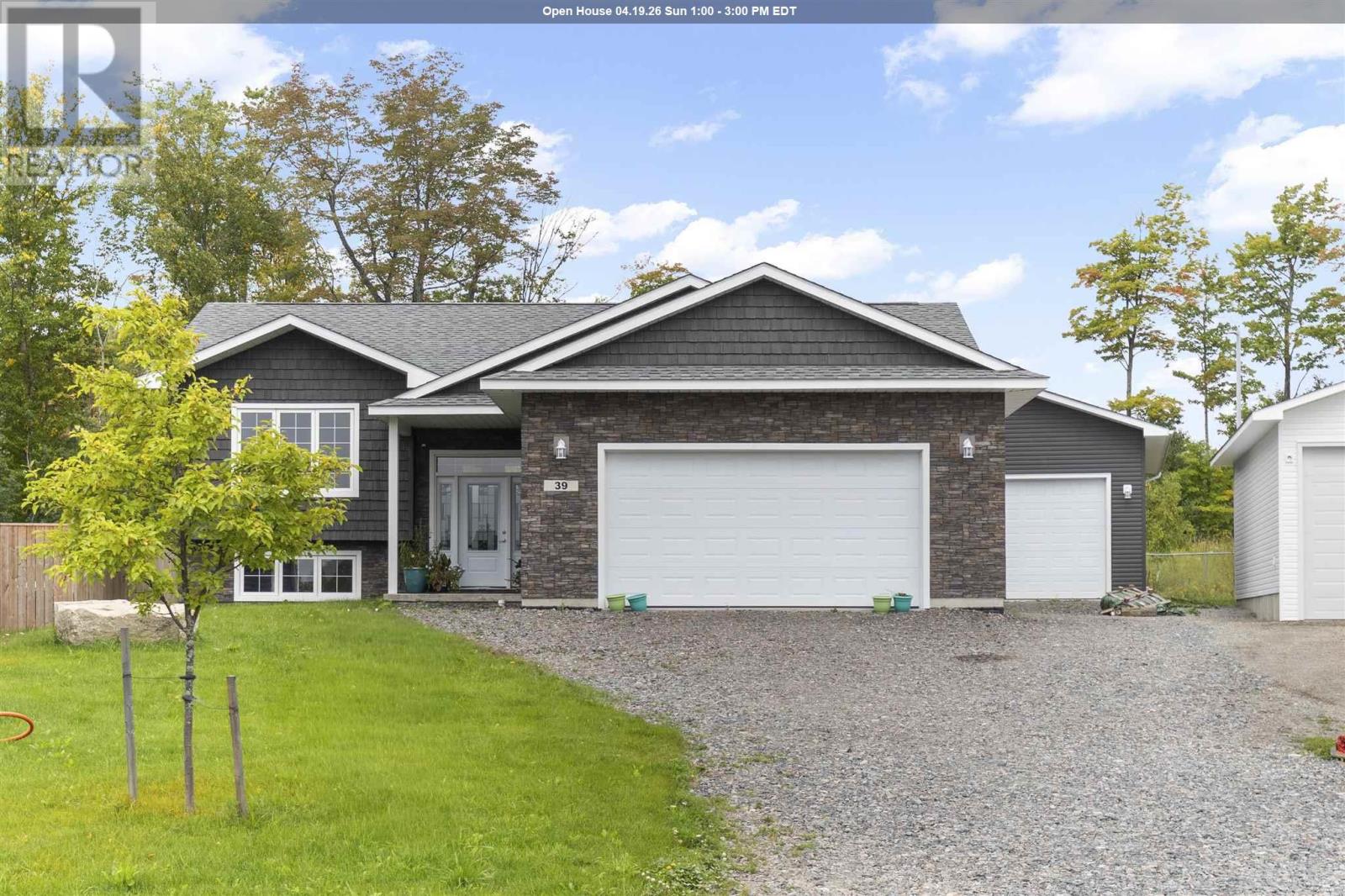39 Saddle CRES, Sault Ste. Marie, Ontario