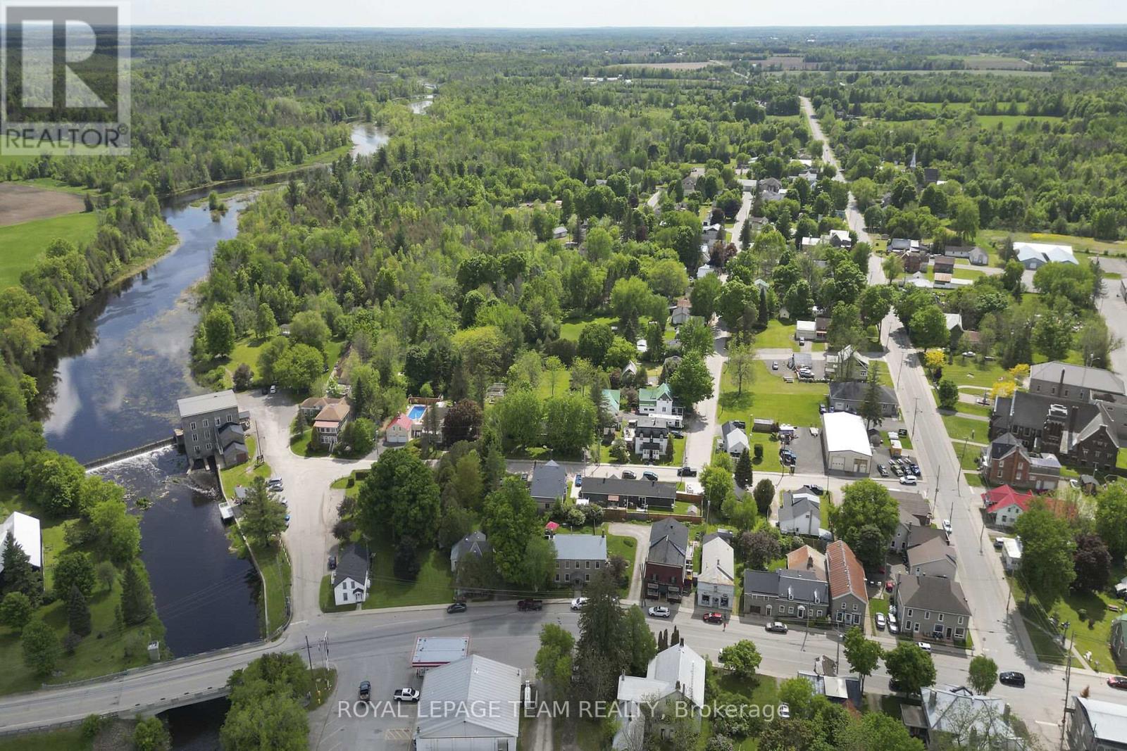 6 Spencer Street S, Edwardsburgh/cardinal, Ontario  K0E 1X0 - Photo 43 - X12399147