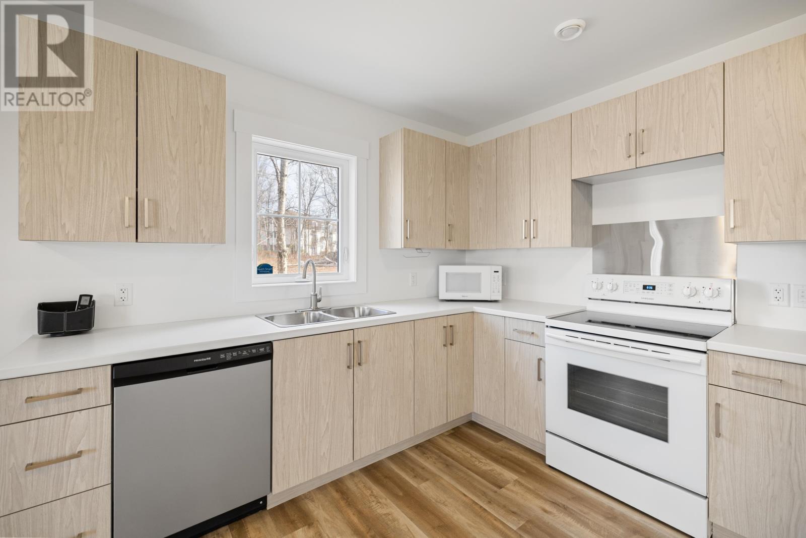 74 England Circle, West Royalty, Prince Edward Island  C1E 1W9 - Photo 38 - 202607565