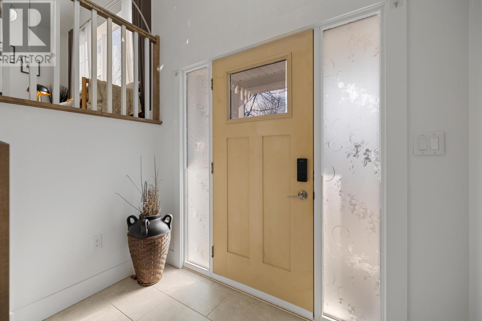 74 England Circle, West Royalty, Prince Edward Island  C1E 1W9 - Photo 4 - 202607565