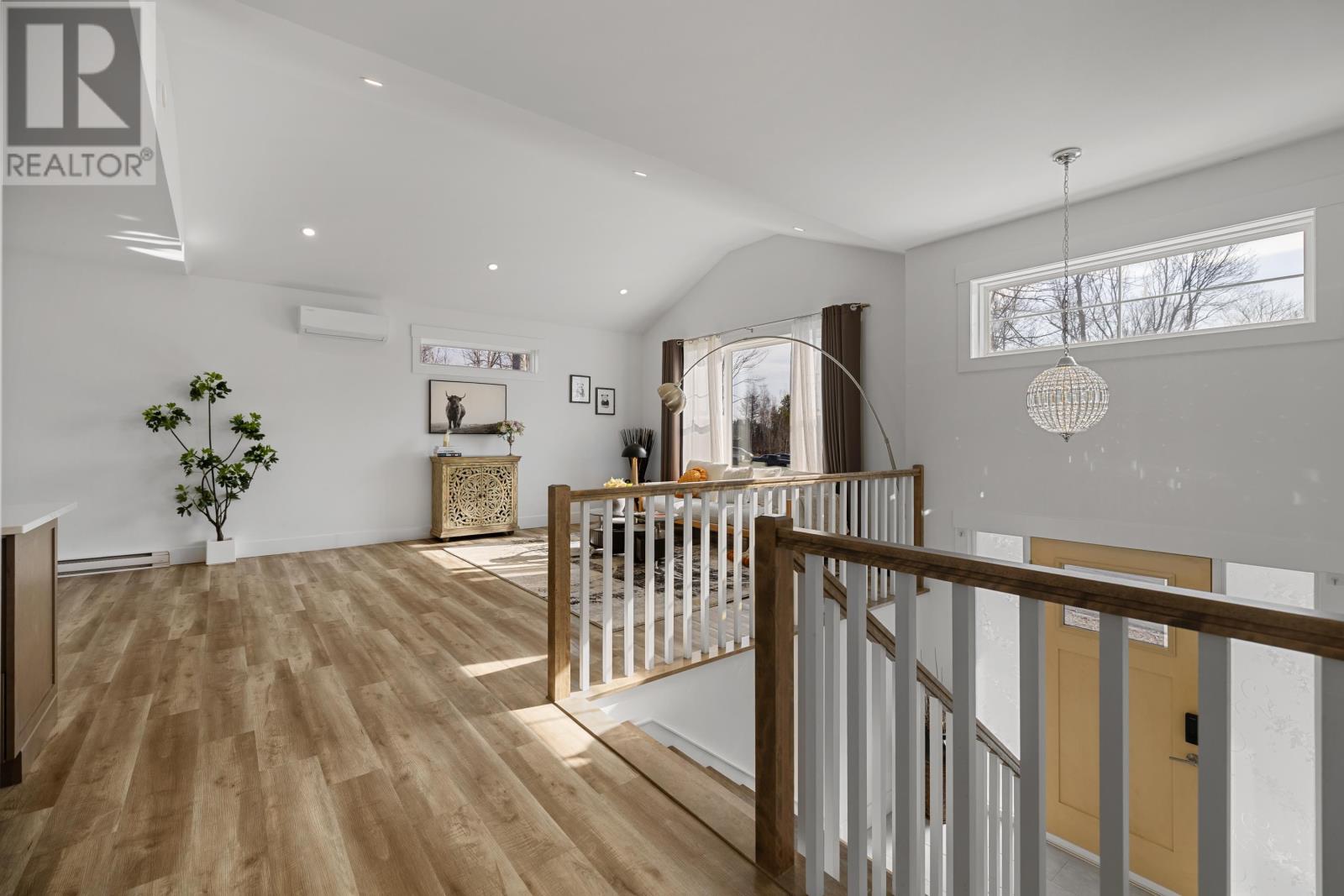 74 England Circle, West Royalty, Prince Edward Island  C1E 1W9 - Photo 6 - 202607565