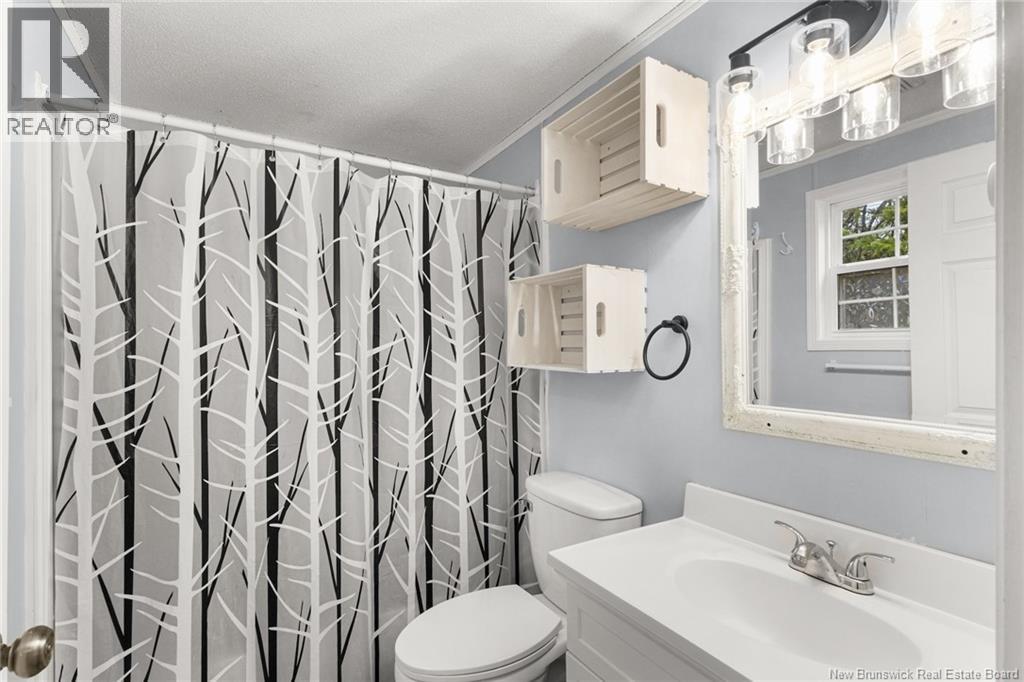 111 Currie Crescent, Waasis, New Brunswick  E3B 7H3 - Photo 31 - NB137144