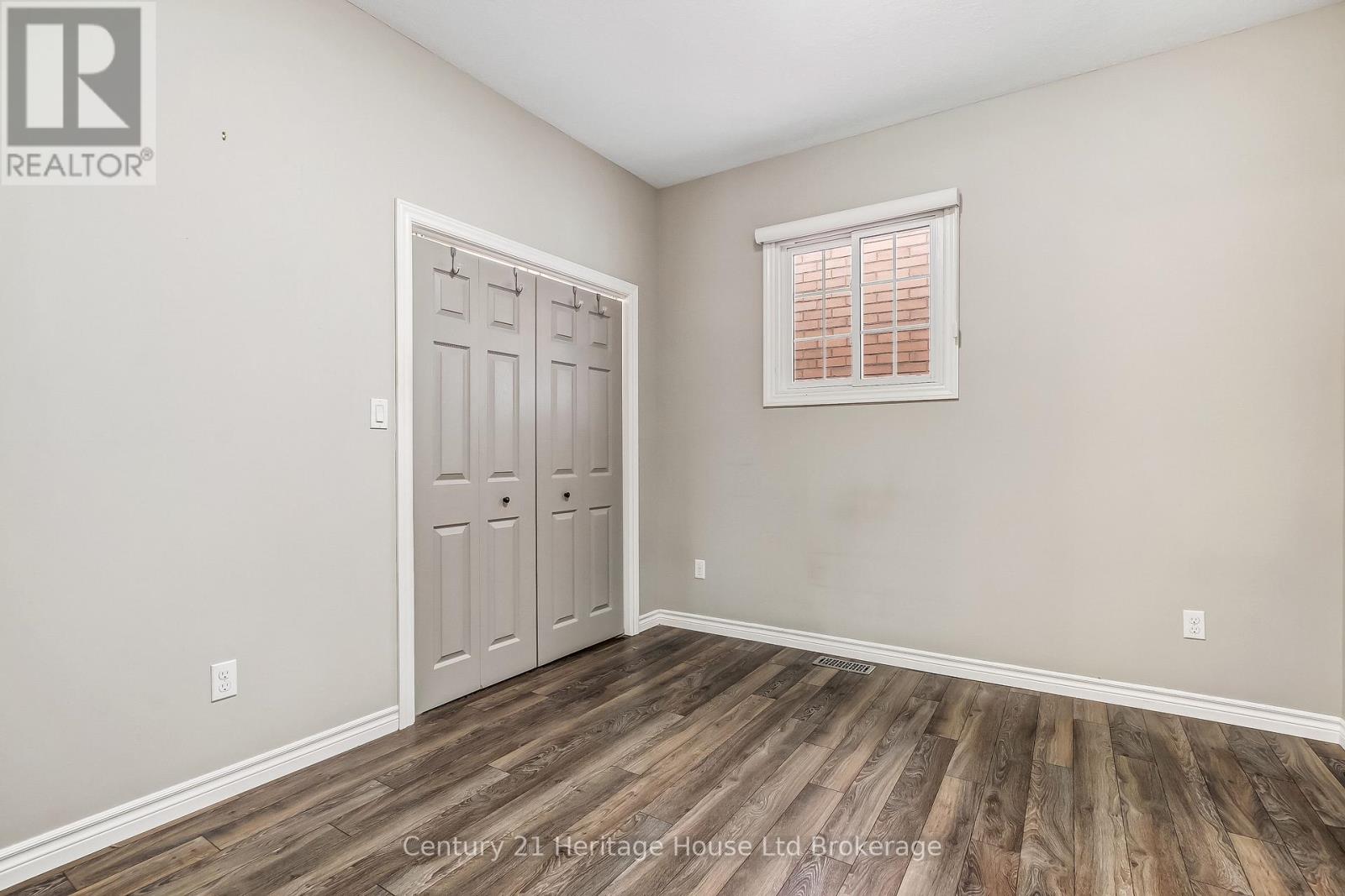 137 Wonham Street S, Ingersoll, Ontario  N5C 2Y9 - Photo 12 - X13005206