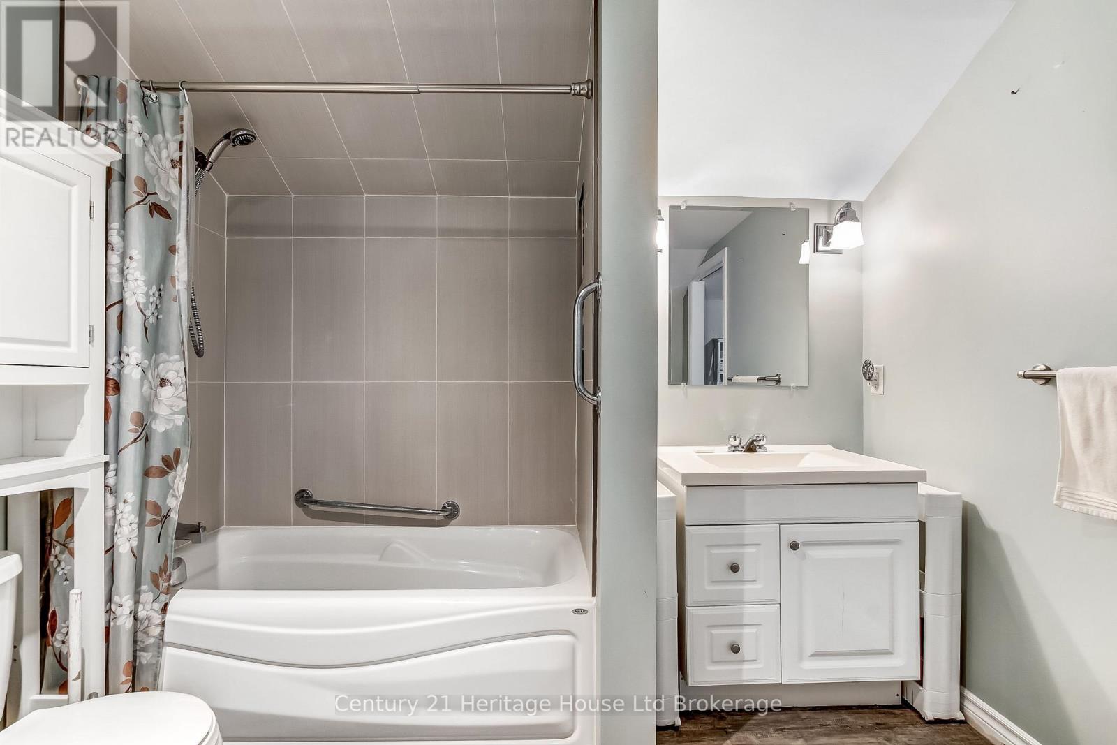 137 Wonham Street S, Ingersoll, Ontario  N5C 2Y9 - Photo 14 - X13005206