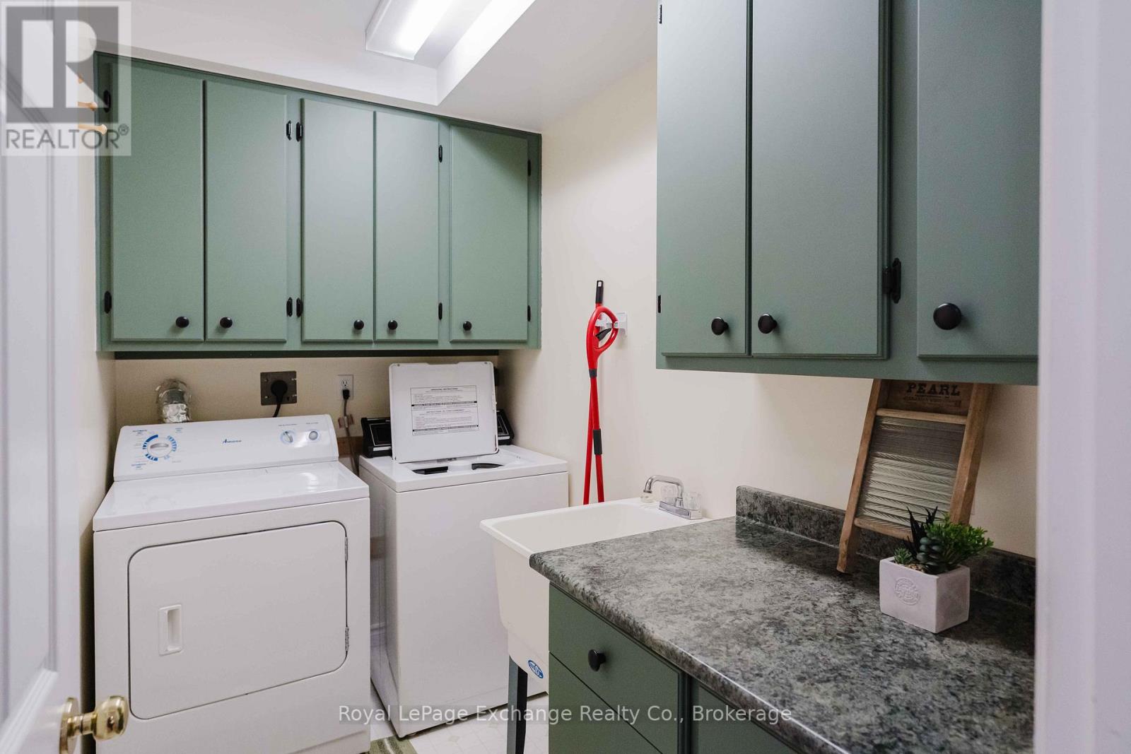 356 Morpeth Street, Saugeen Shores, Ontario  N0H 2L0 - Photo 15 - X13005204