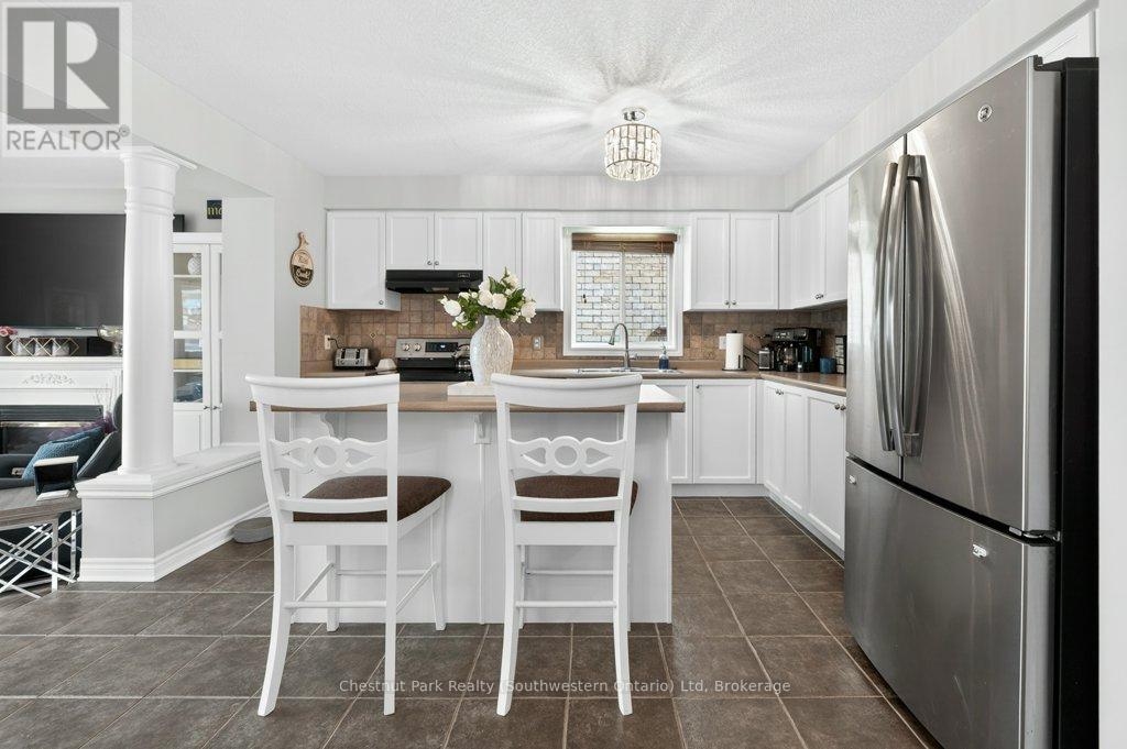 157 Lynch Circle, Guelph, Ontario  N1L 1R7 - Photo 18 - X13005216