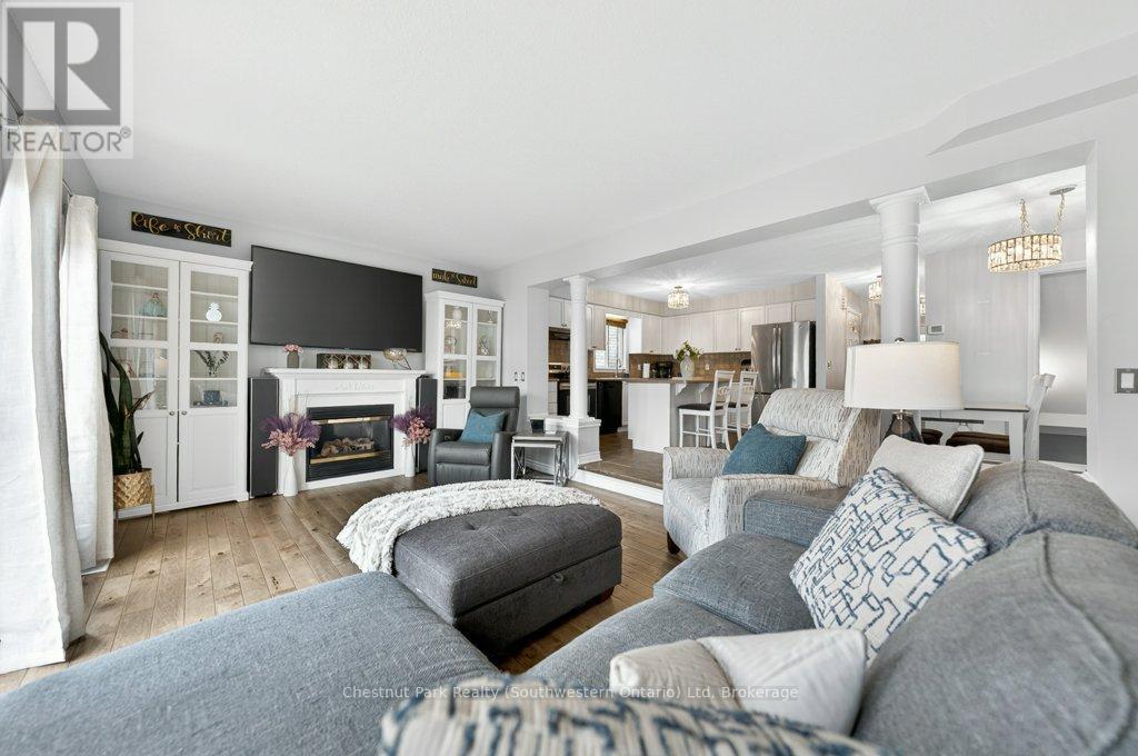 157 Lynch Circle, Guelph, Ontario  N1L 1R7 - Photo 25 - X13005216