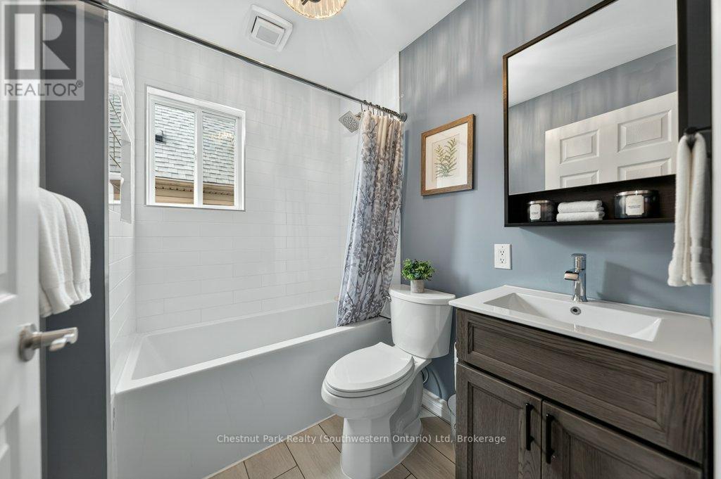 157 Lynch Circle, Guelph, Ontario  N1L 1R7 - Photo 39 - X13005216