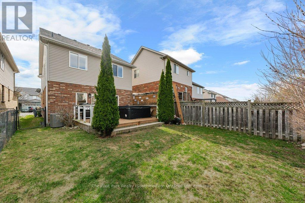 157 Lynch Circle, Guelph, Ontario  N1L 1R7 - Photo 7 - X13005216
