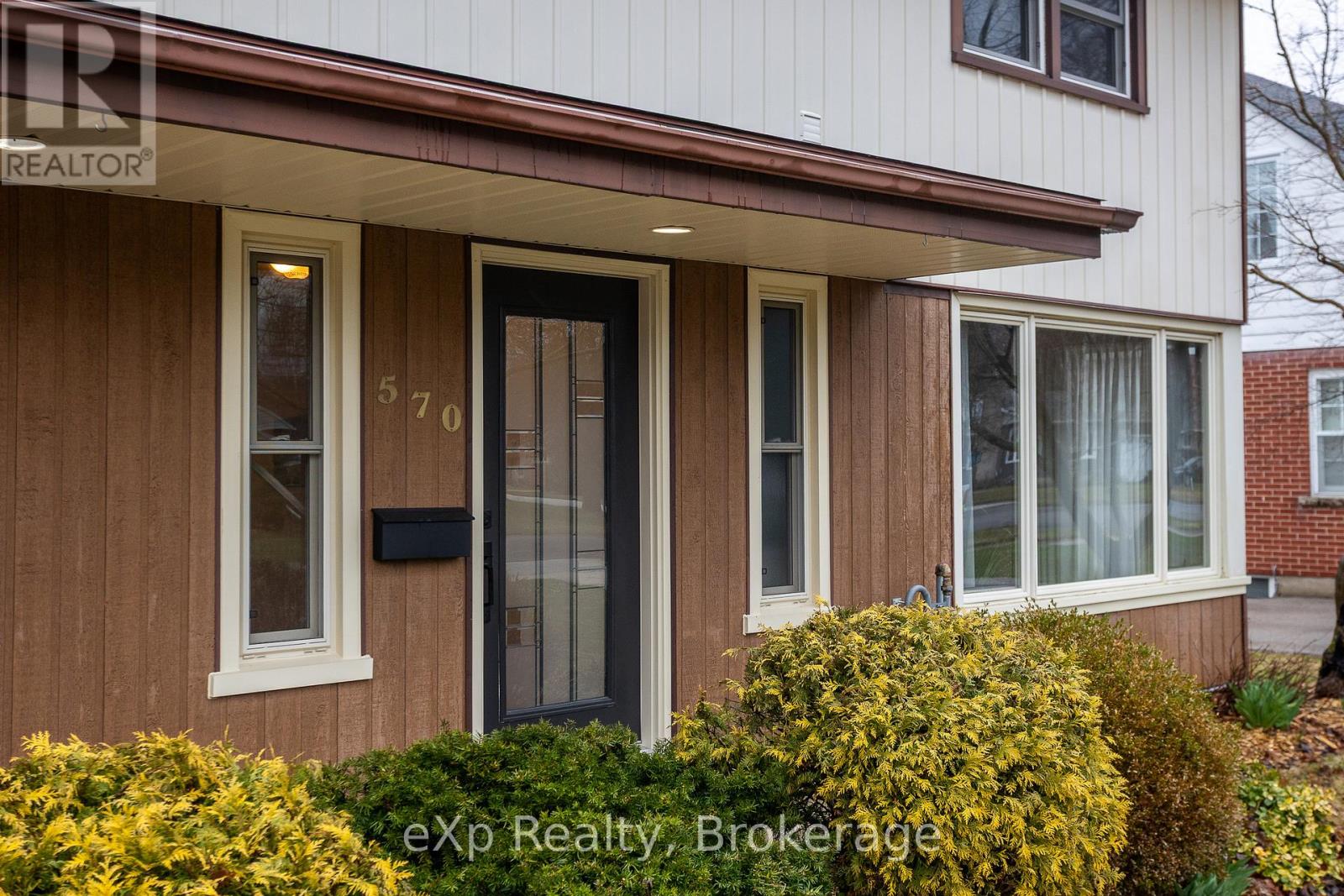 570 7th Street W, Owen Sound, Ontario  N4K 3L6 - Photo 2 - X13005228