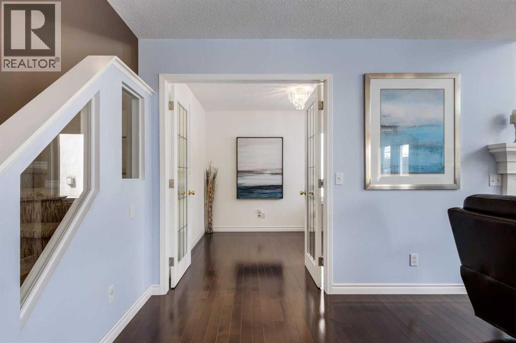 331 Sierra Madre Court Sw, Calgary, Alberta  T3H 3G7 - Photo 20 - A2299948