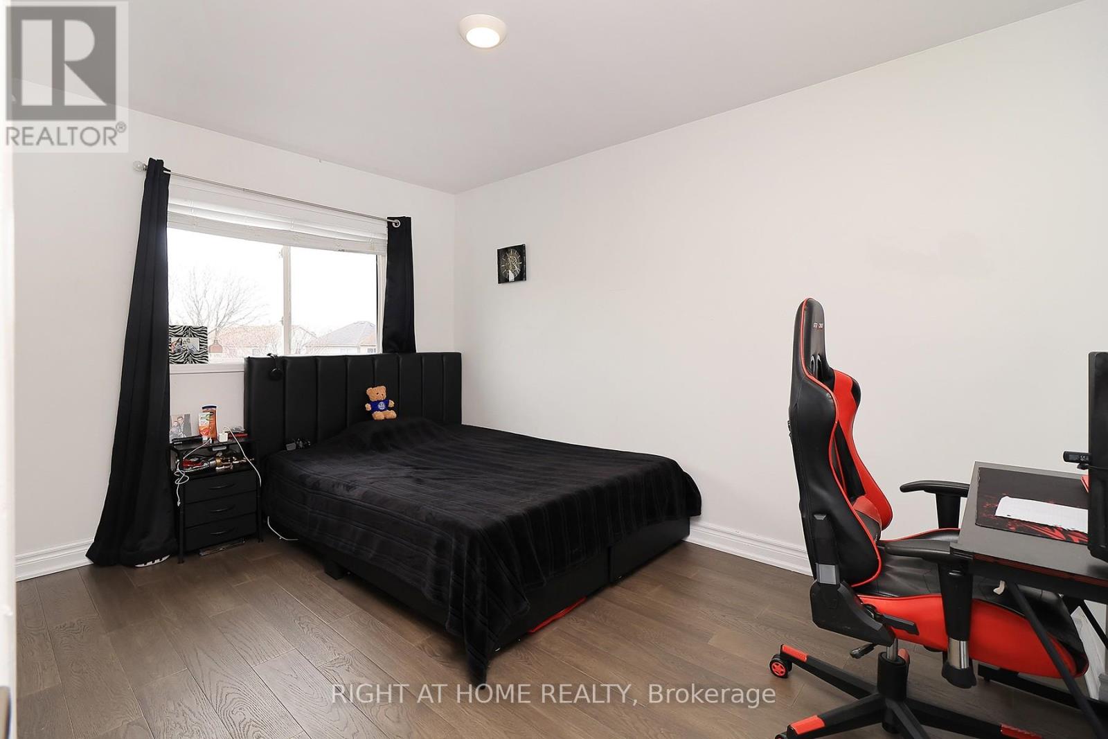 27 Foundry Lane, Whitby, Ontario  L1P 1M5 - Photo 20 - E13005196