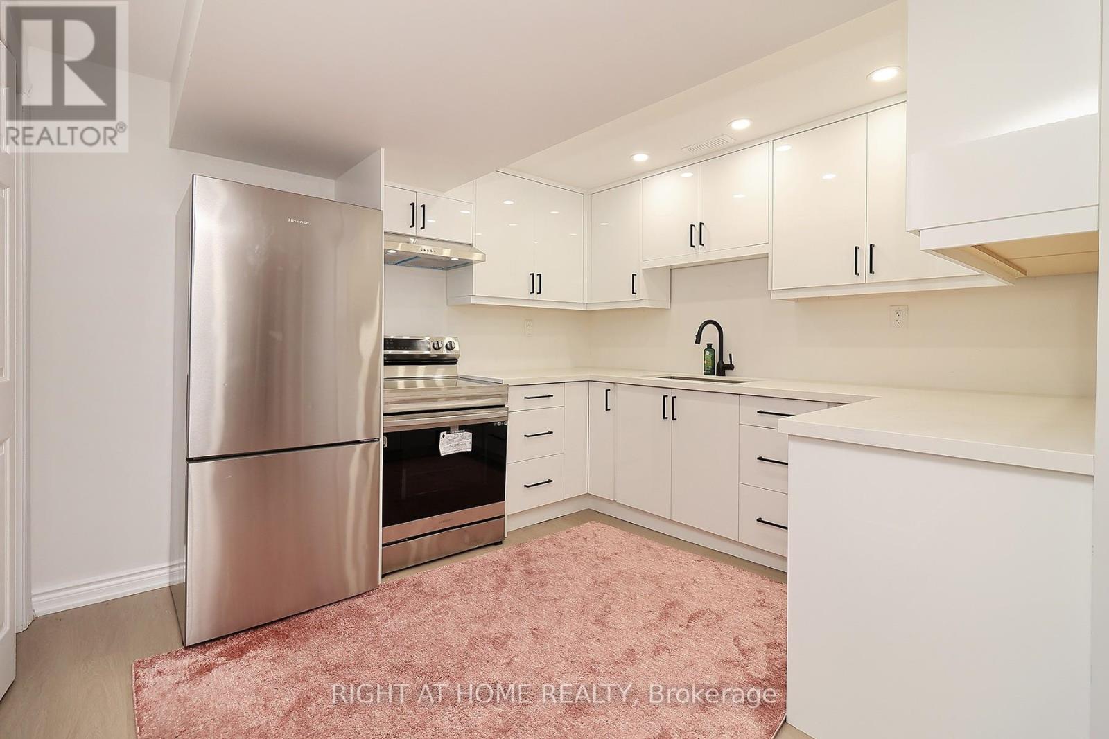 27 Foundry Lane, Whitby, Ontario  L1P 1M5 - Photo 26 - E13005196