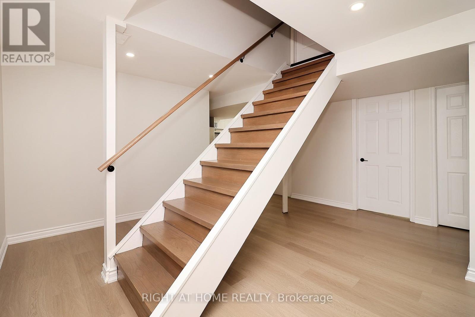 27 Foundry Lane, Whitby, Ontario  L1P 1M5 - Photo 28 - E13005196