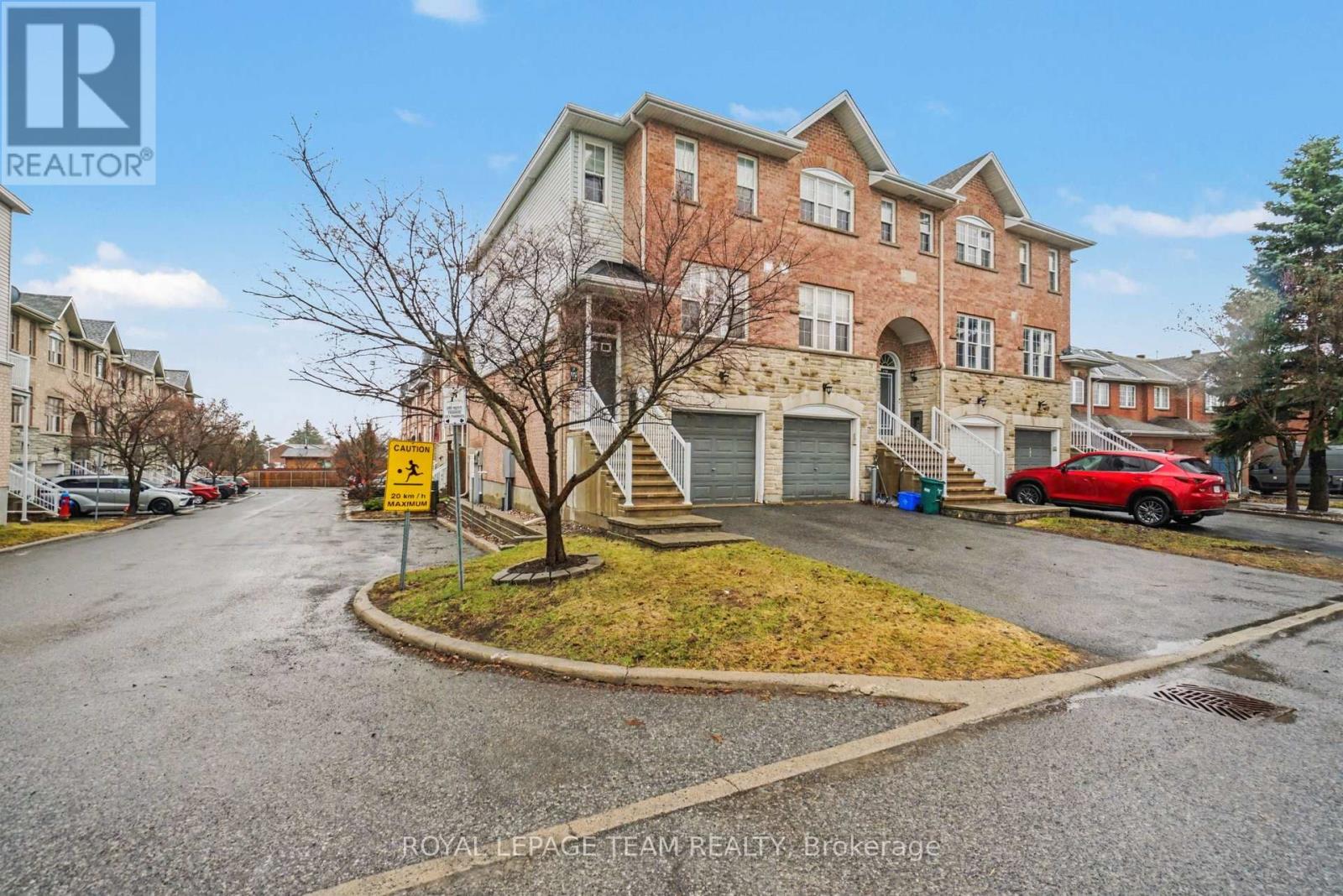 175 Scout Street, Ottawa, Ontario  K2C 4E2 - Photo 2 - X13005220