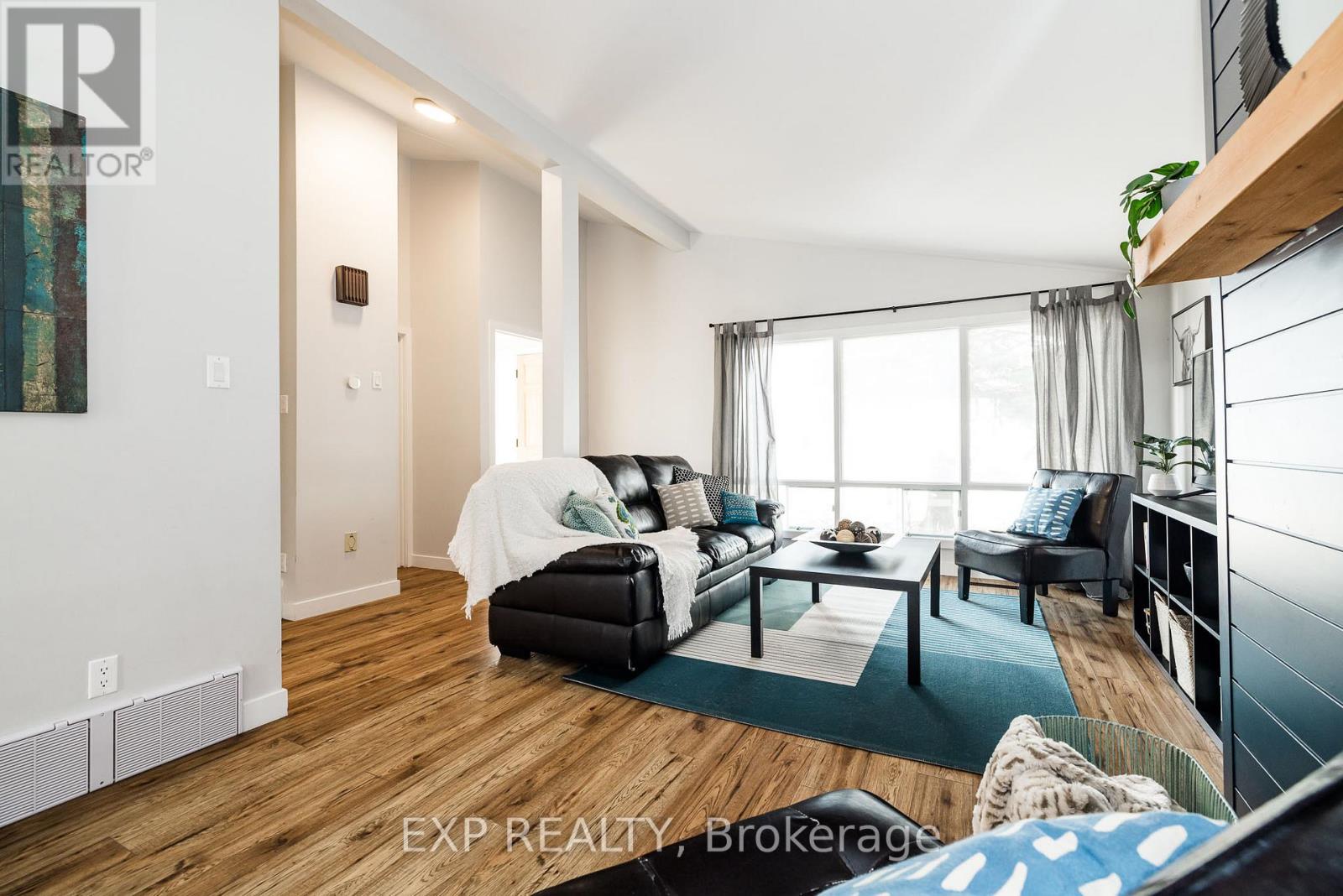 2196 Plesser Street, Ottawa, Ontario  K1G 2X3 - Photo 6 - X13005226