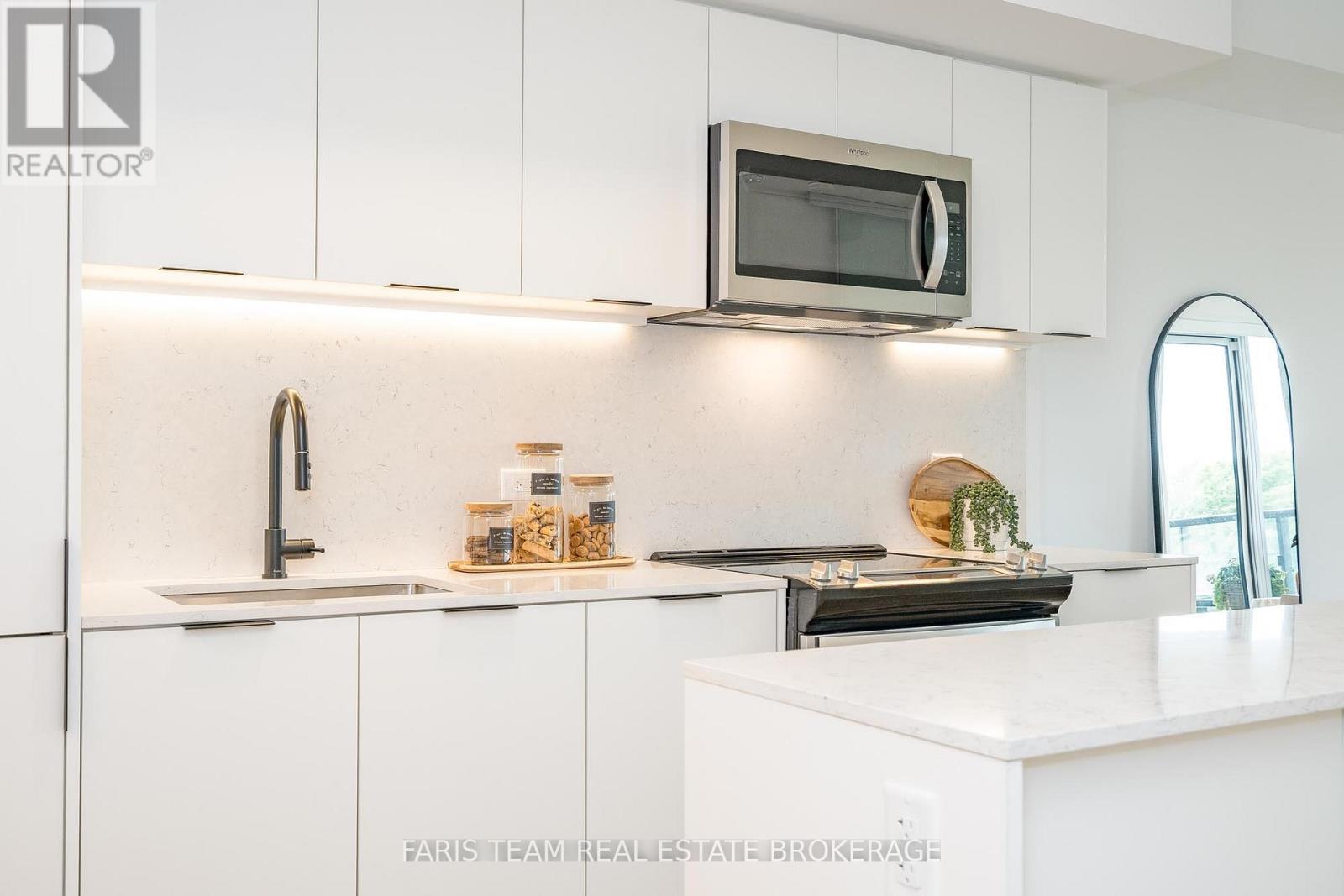 209 - 31 Huron Street, Collingwood, Ontario  L9Y 1C3 - Photo 8 - S13005208