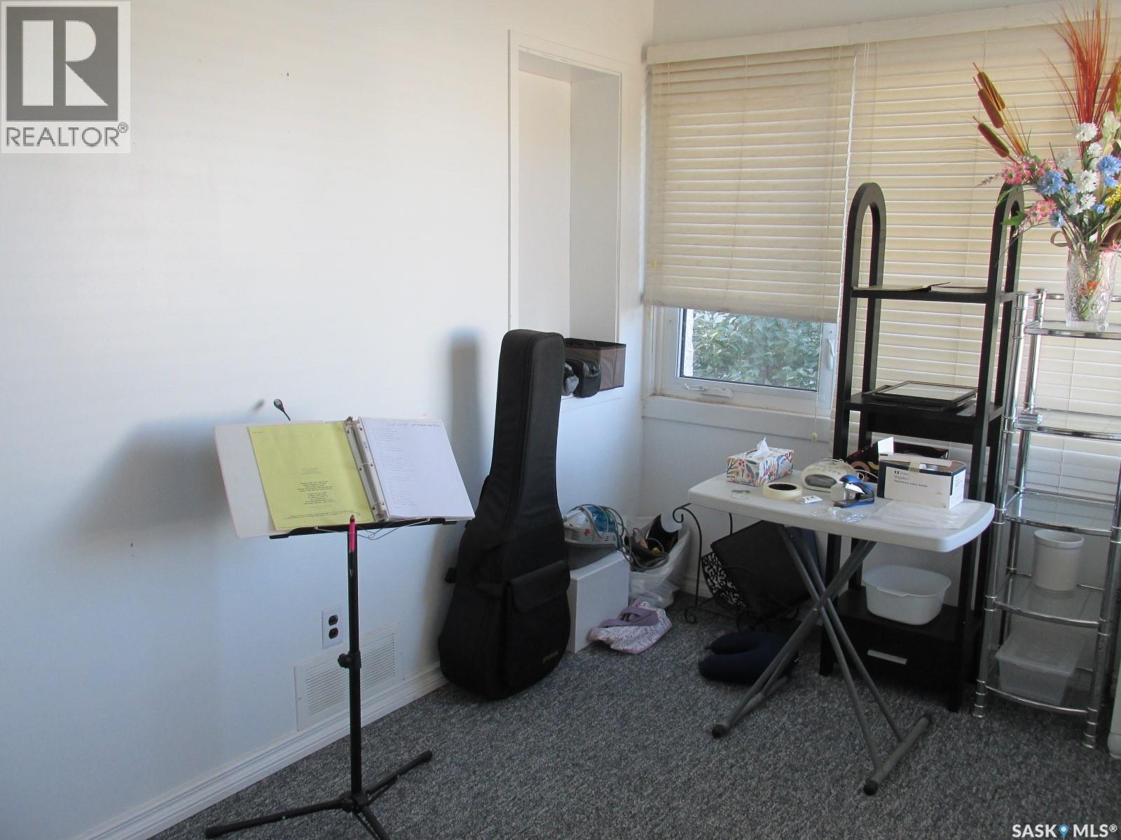 214 2nd Street E, Nipawin, Saskatchewan  S0E 1E0 - Photo 9 - SK019439