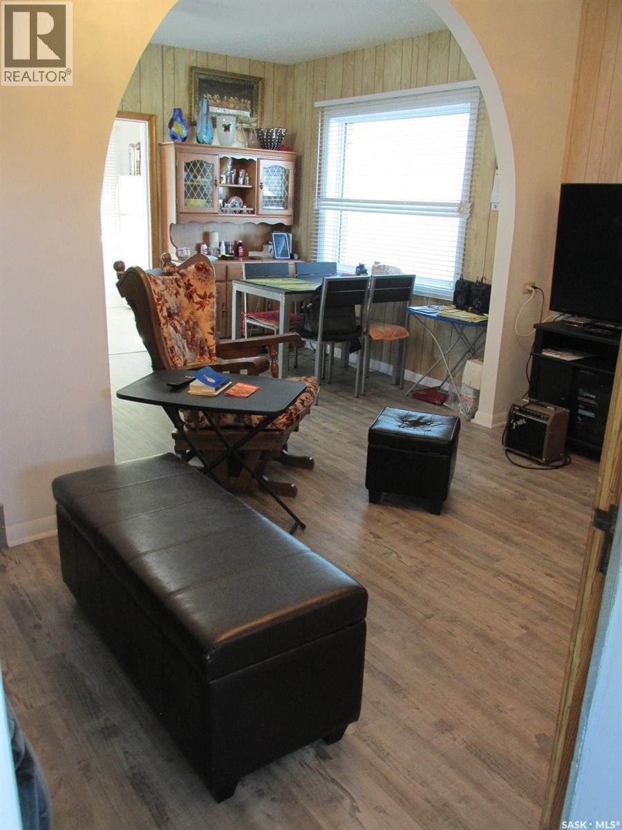 214 2nd Street E, Nipawin, Saskatchewan  S0E 1E0 - Photo 10 - SK019439