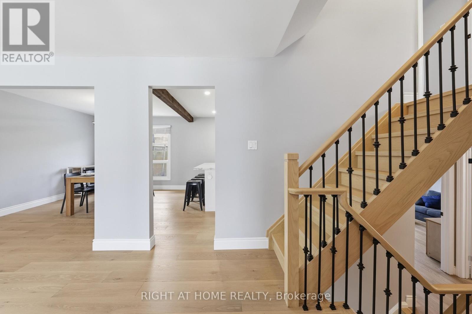 2458 Cavendish Drive, Burlington, Ontario  L7P 3T8 - Photo 8 - W13005186