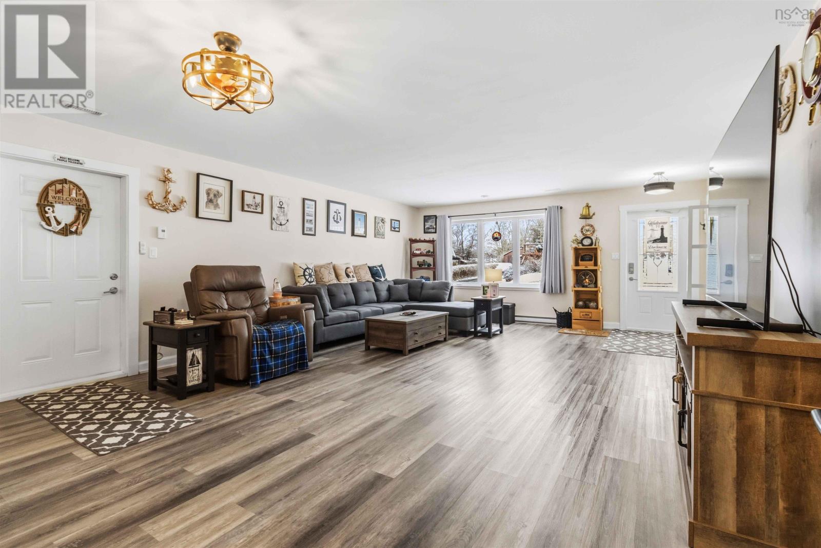 22 Hillside Drive, Bridgewater, Nova Scotia B4V 3C7 - Photo 11 - 202604668