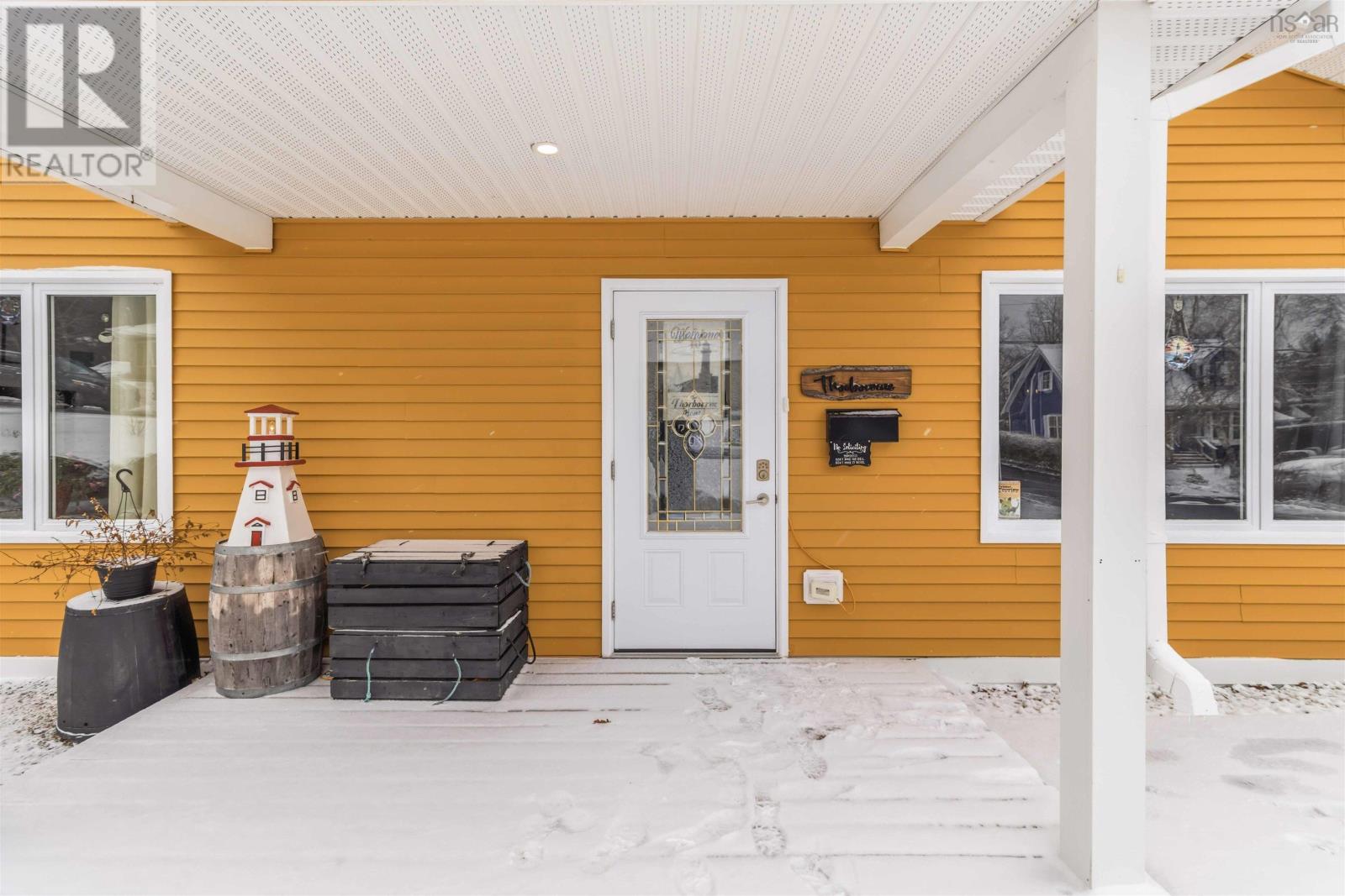 22 Hillside Drive, Bridgewater, Nova Scotia B4V 3C7 - Photo 4 - 202604668