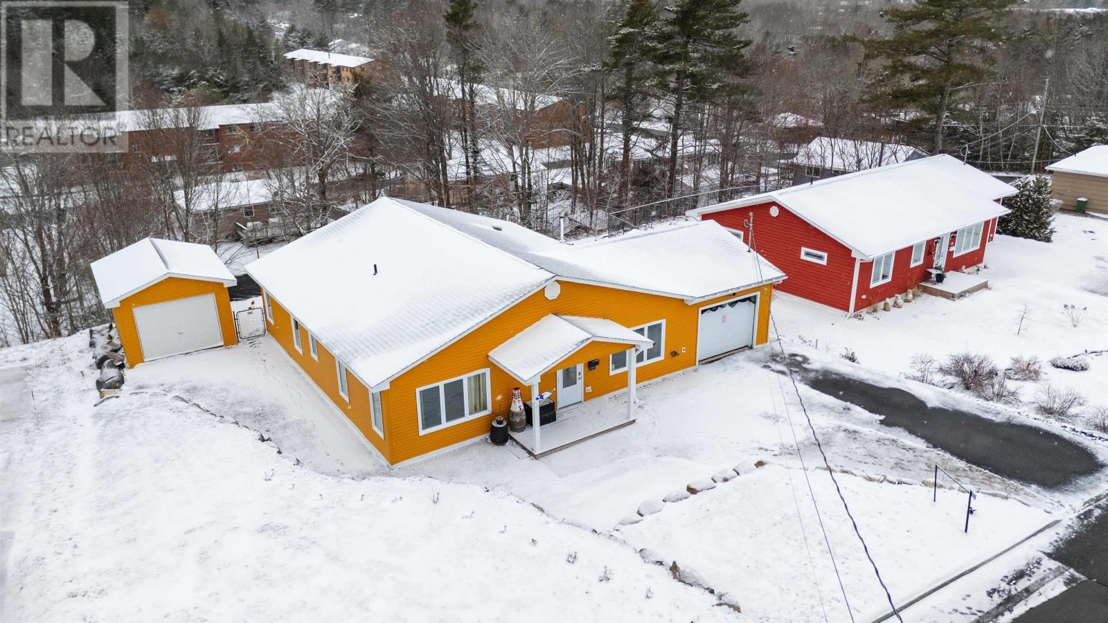 22 Hillside Drive, Bridgewater, Nova Scotia B4V 3C7 - Photo 30 - 202604668
