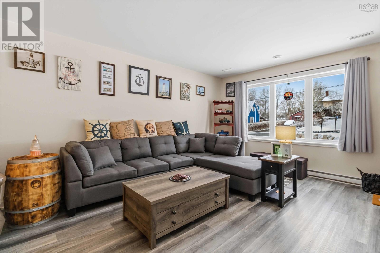 22 Hillside Drive, Bridgewater, Nova Scotia B4V 3C7 - Photo 9 - 202604668