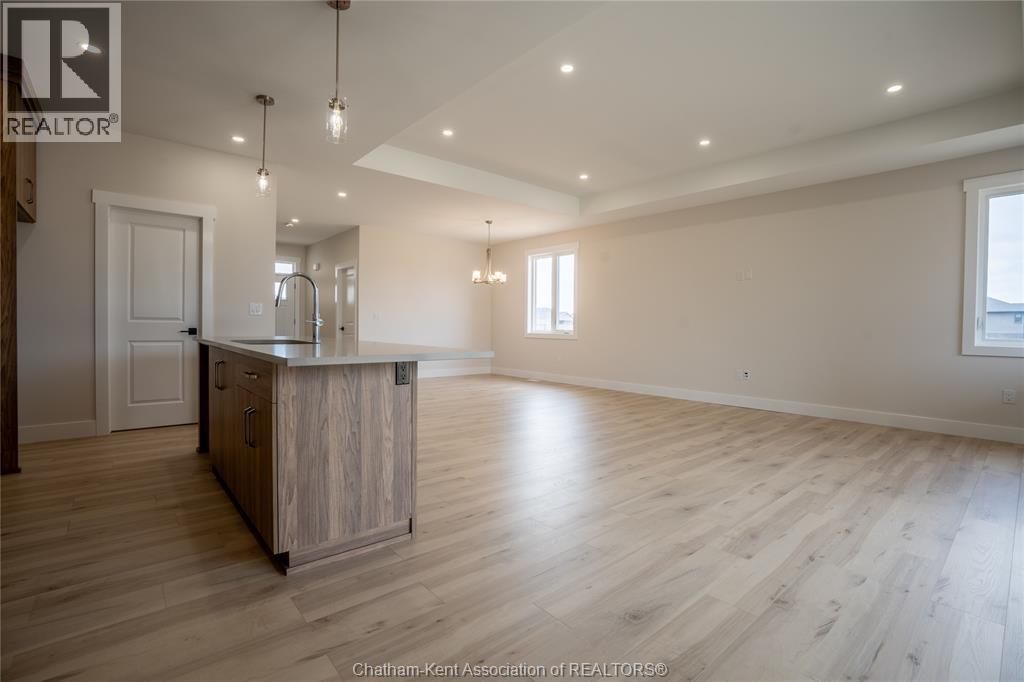 25 Duskridge Road, Chatham, Ontario  N7L 0G7 - Photo 11 - 26008297