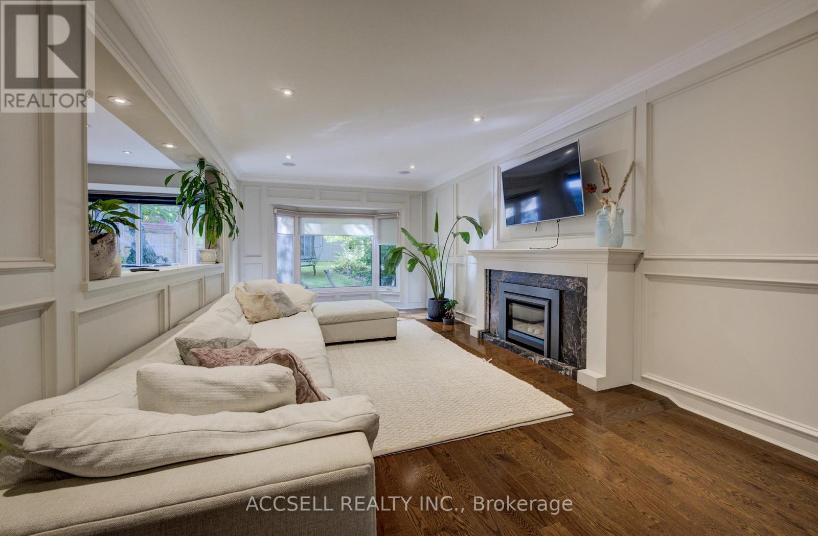 600 Highvalley Road, Hamilton, Ontario  L9G 3X3 - Photo 8 - X13005224