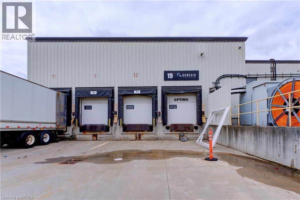 75 Plant Farm Boulevard Unit# 5, Brantford, Ontario  N3S 7W3 - Photo 3 - 40820852