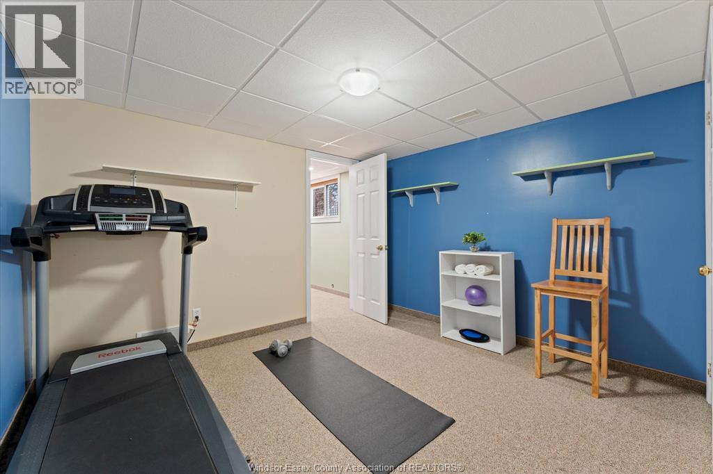 858 Hacienda, Windsor, Ontario  N9G 2T1 - Photo 30 - 26008271