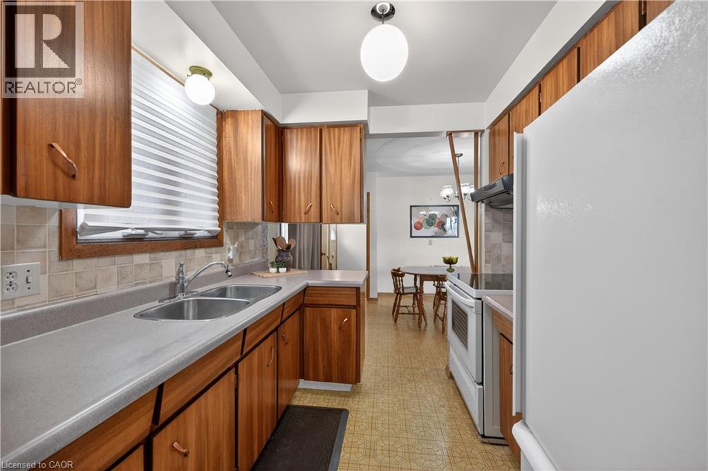 135 Nugent Drive, Hamilton, Ontario  L8H 2N3 - Photo 13 - 40821363