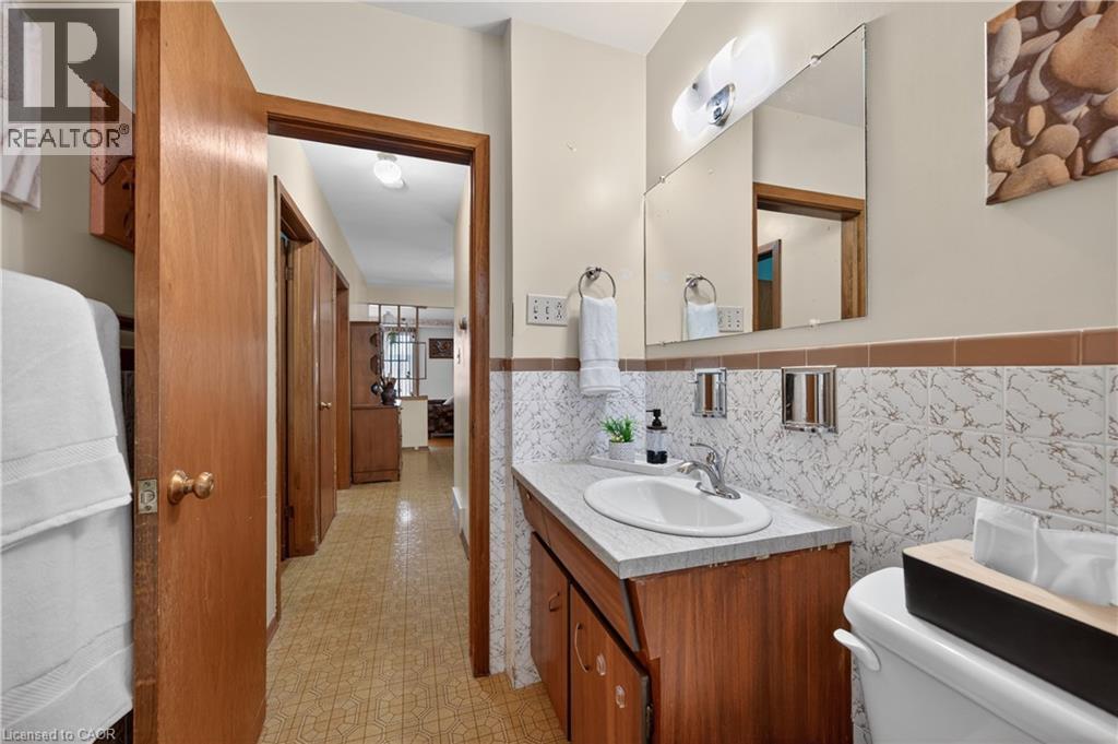 135 Nugent Drive, Hamilton, Ontario  L8H 2N3 - Photo 33 - 40821363