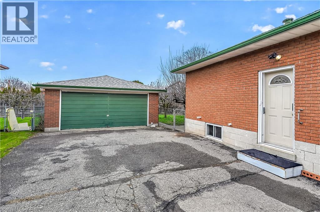 135 Nugent Drive, Hamilton, Ontario  L8H 2N3 - Photo 43 - 40821363