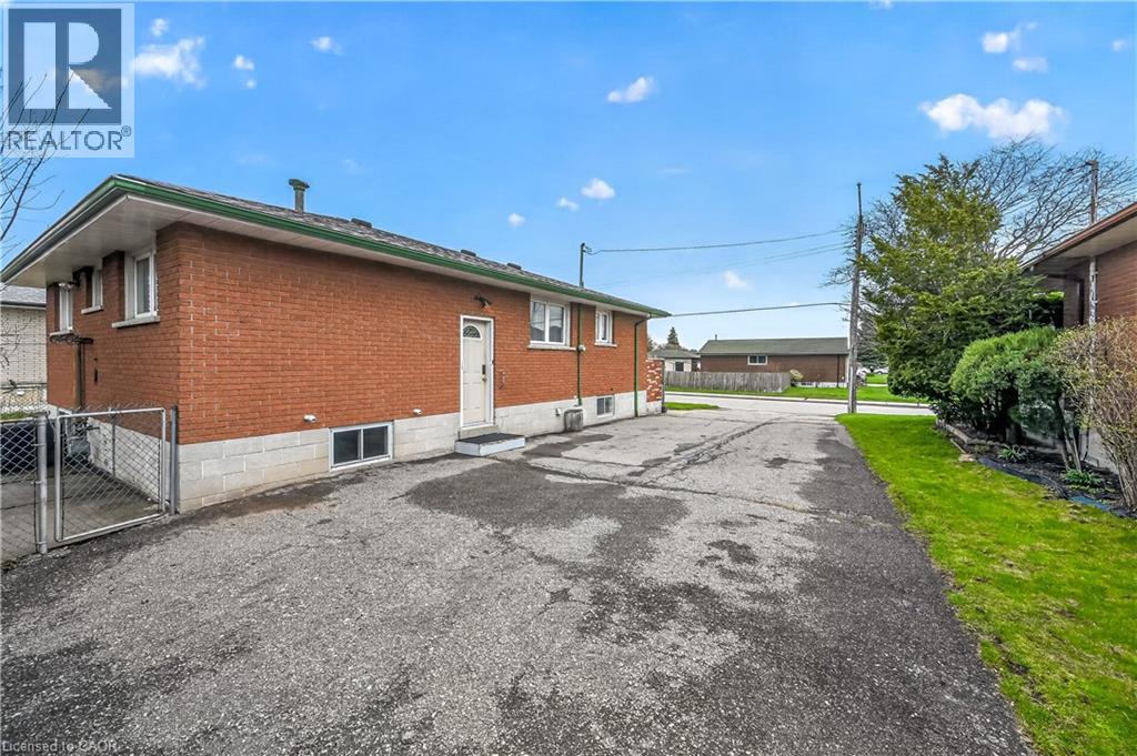 135 Nugent Drive, Hamilton, Ontario  L8H 2N3 - Photo 44 - 40821363