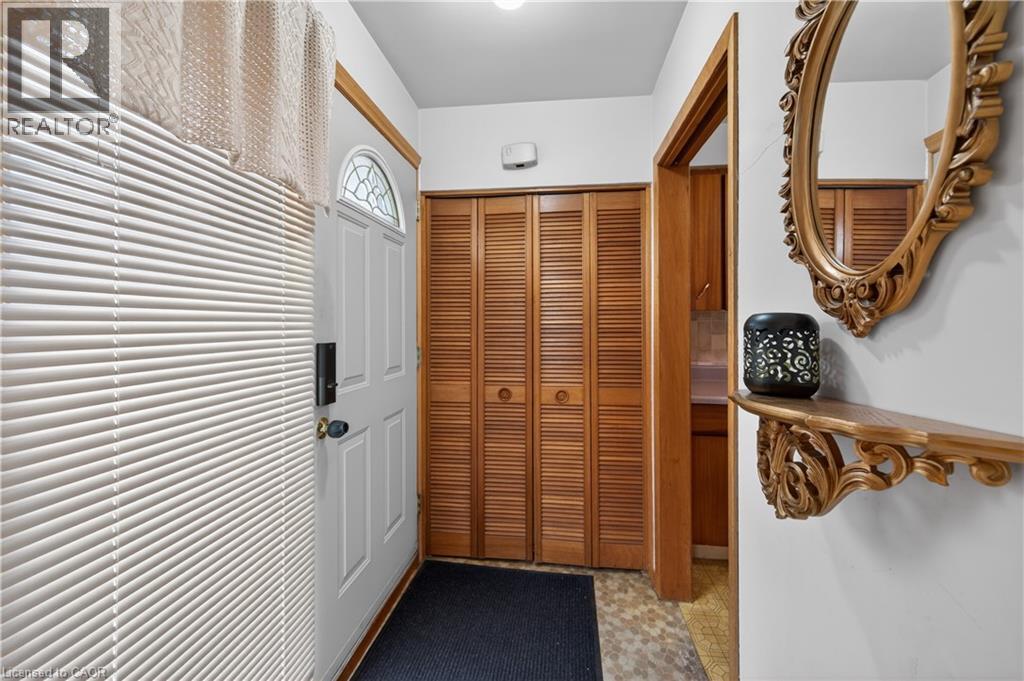 135 Nugent Drive, Hamilton, Ontario  L8H 2N3 - Photo 6 - 40821363