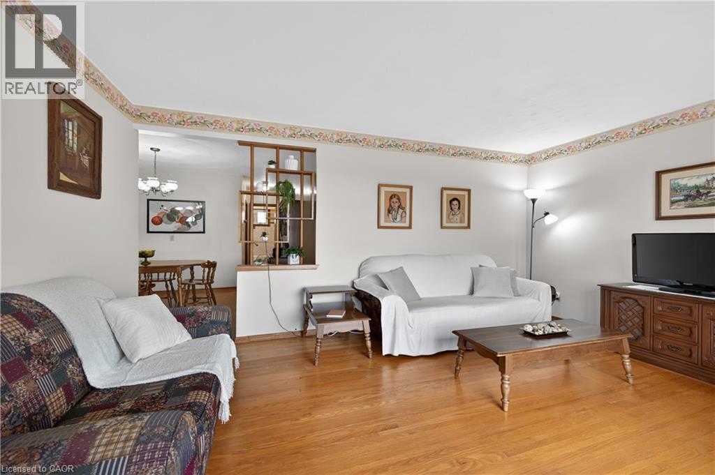 135 Nugent Drive, Hamilton, Ontario  L8H 2N3 - Photo 9 - 40821363