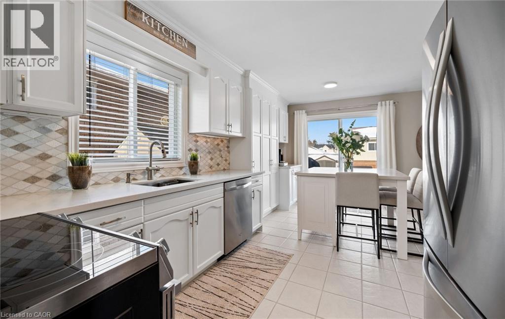 39 Colonial Crescent, Grimsby, Ontario  L3M 5H3 - Photo 15 - 40820886