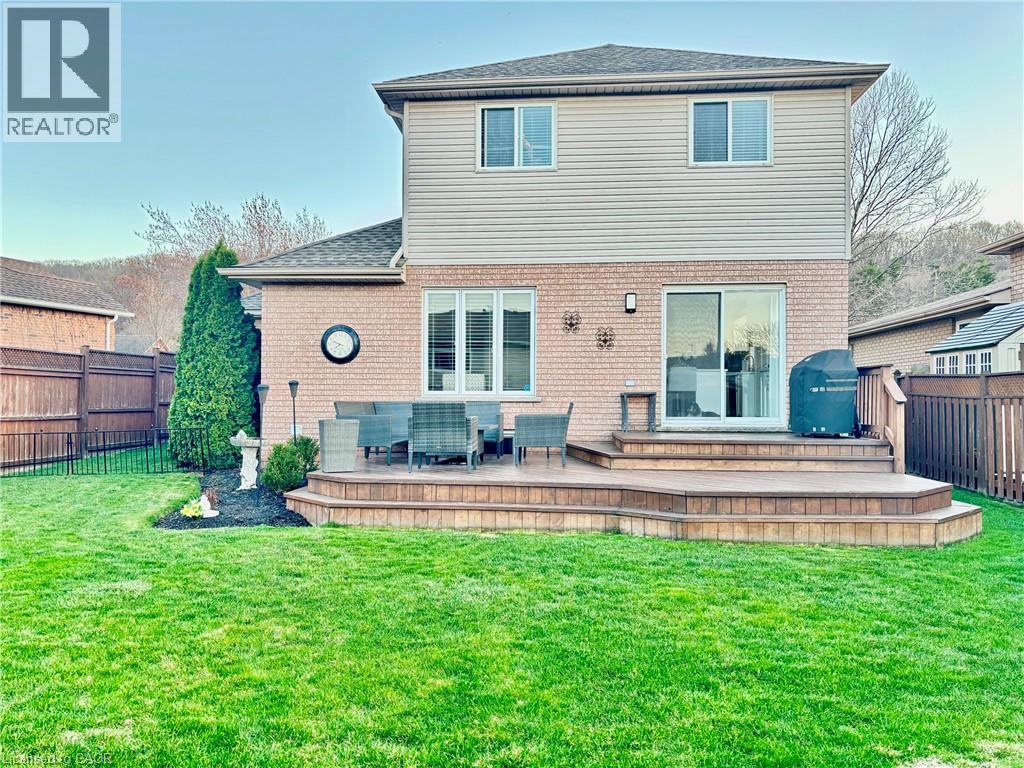 39 Colonial Crescent, Grimsby, Ontario  L3M 5H3 - Photo 40 - 40820886