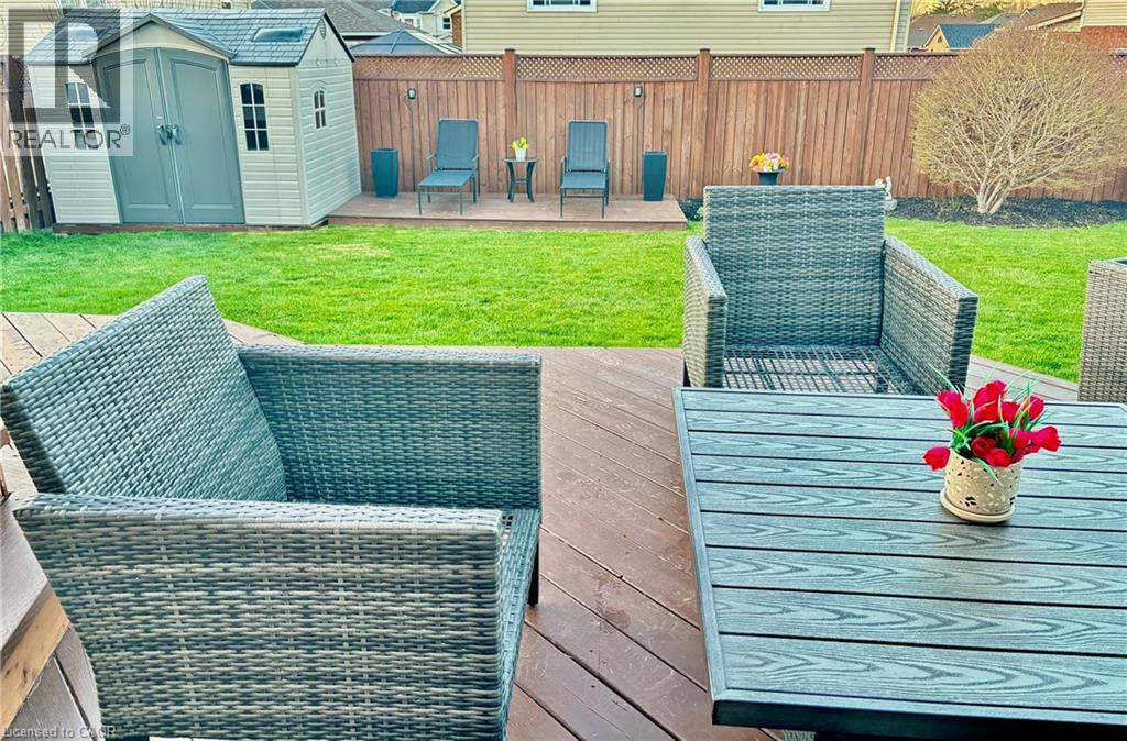 39 Colonial Crescent, Grimsby, Ontario  L3M 5H3 - Photo 46 - 40820886