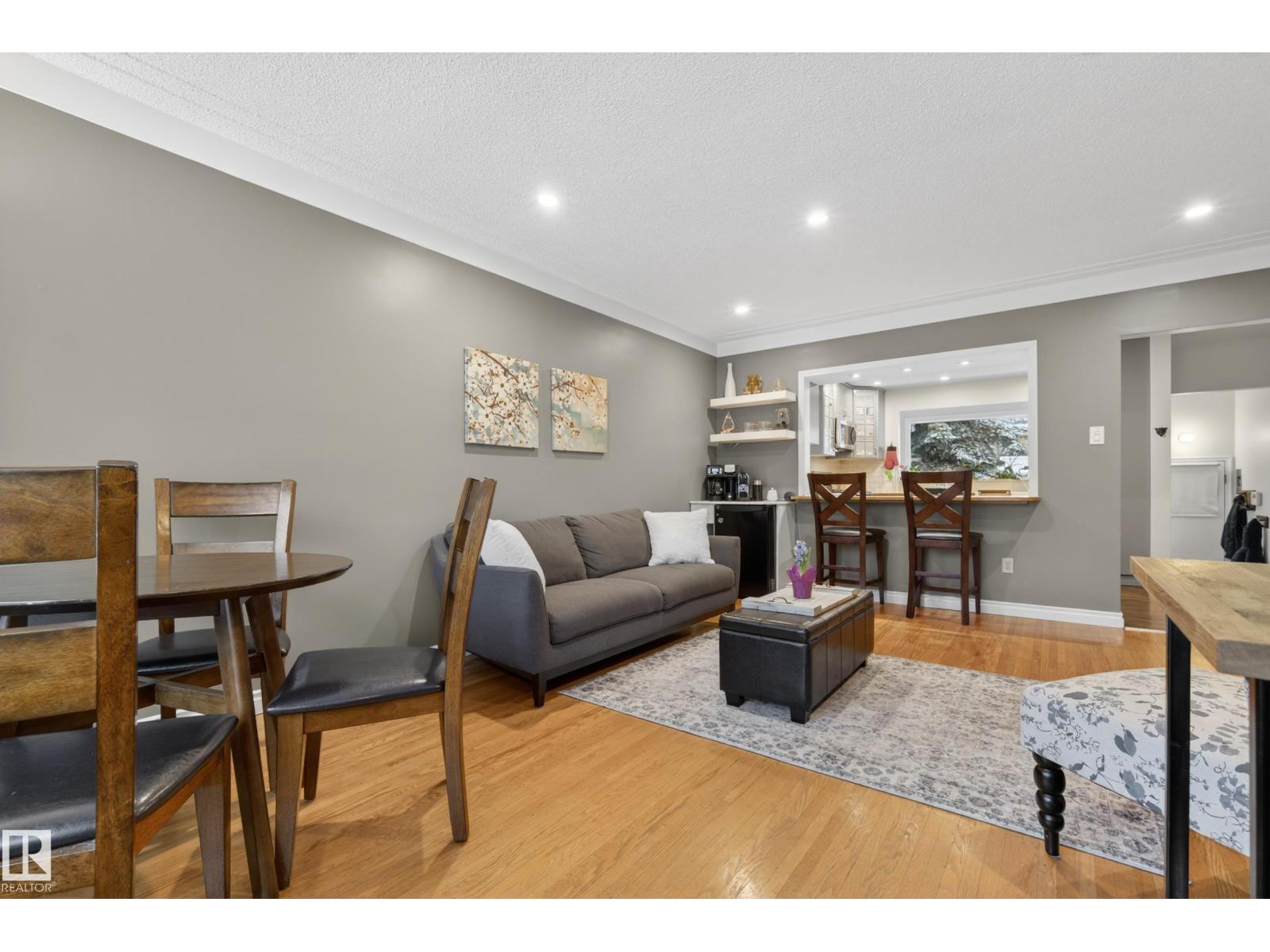 10328 76 St NW, Edmonton, Alberta  T6A 3A7 - Photo 12 - E4482522