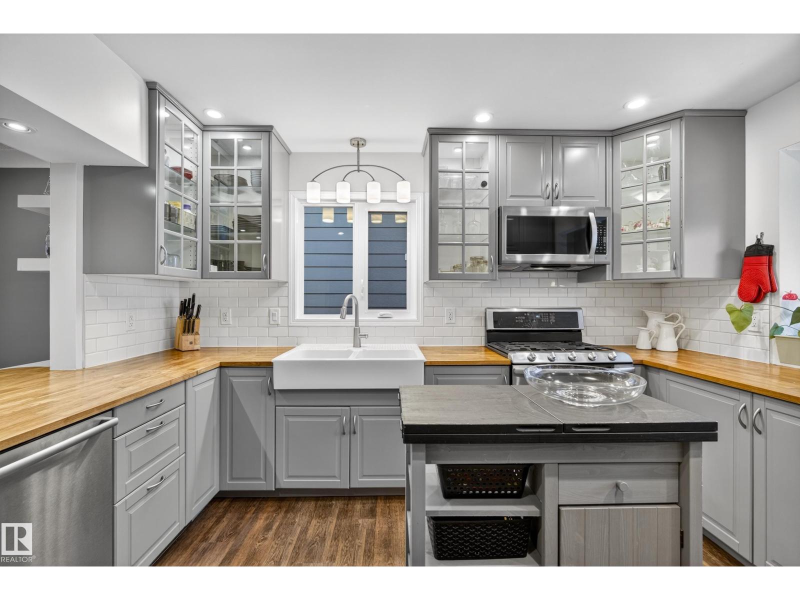 10328 76 St NW, Edmonton, Alberta  T6A 3A7 - Photo 16 - E4482522