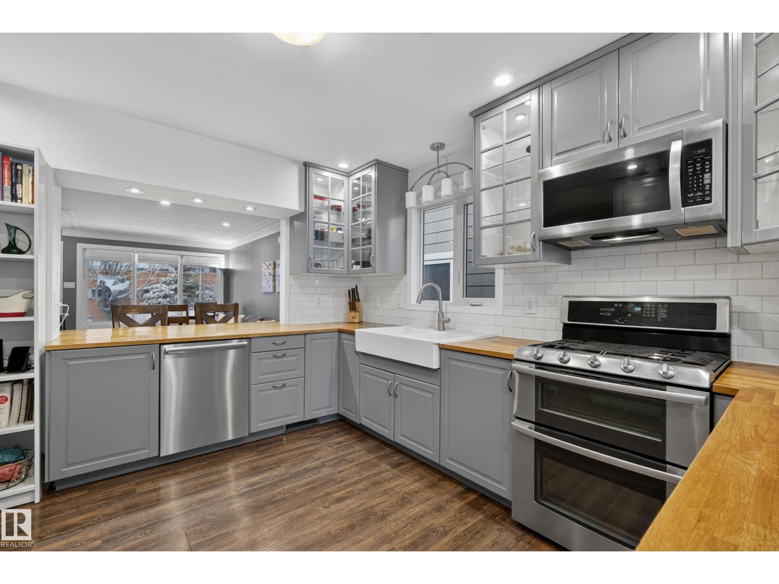 10328 76 St NW, Edmonton, Alberta  T6A 3A7 - Photo 19 - E4482522