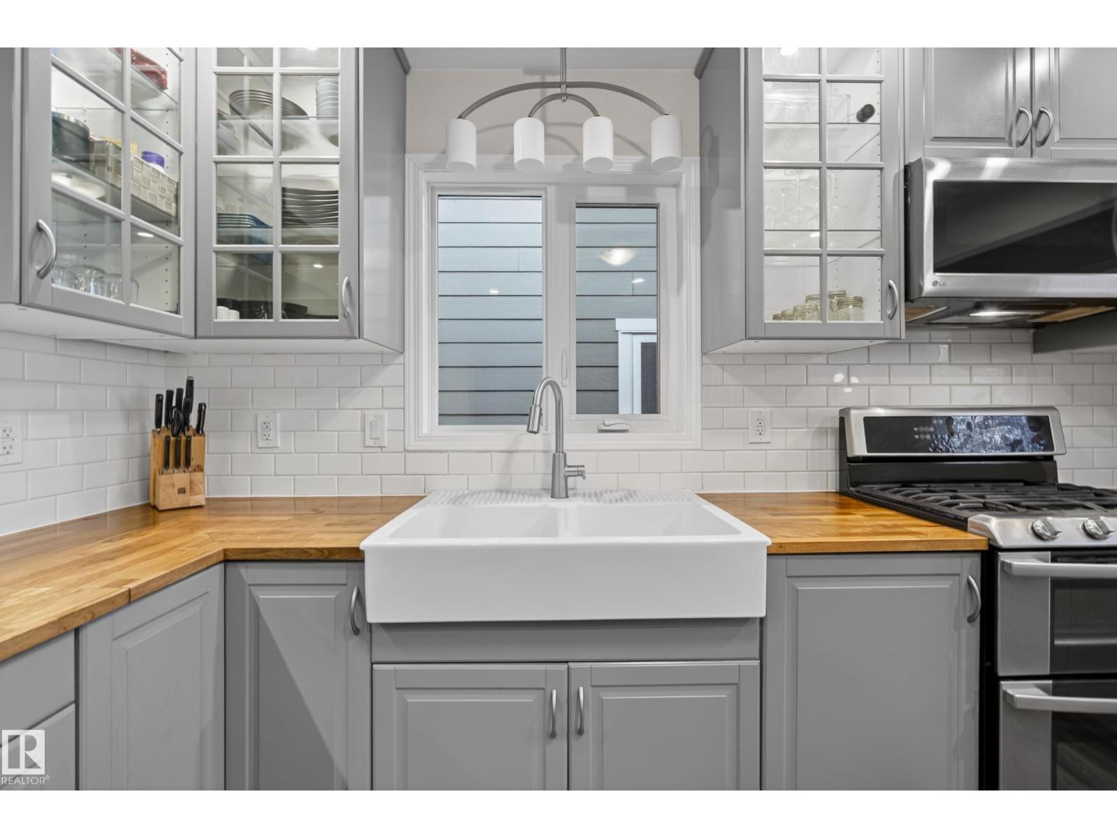 10328 76 St NW, Edmonton, Alberta  T6A 3A7 - Photo 18 - E4482522