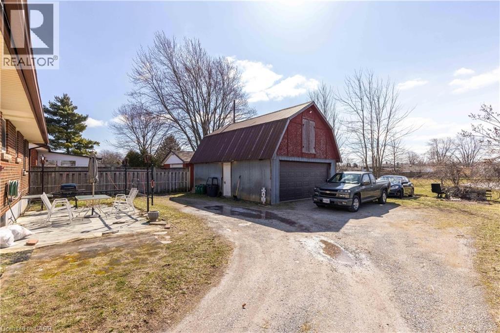 6438 Wendy Drive, Niagara Falls, Ontario L2G 3H6 - Photo 2 - 40815493